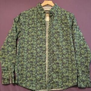 Cody James Green/ Navy Paisley Casual Western Button Down Shirt. Size S